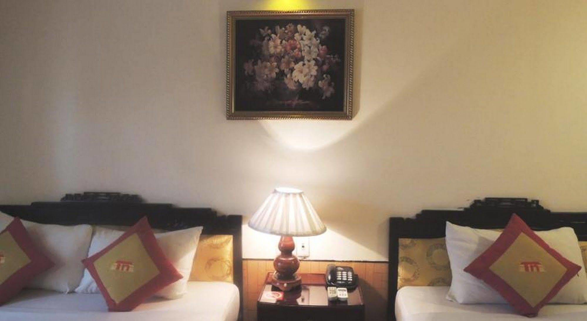 Thanh Noi Hotel Hue Exterior foto