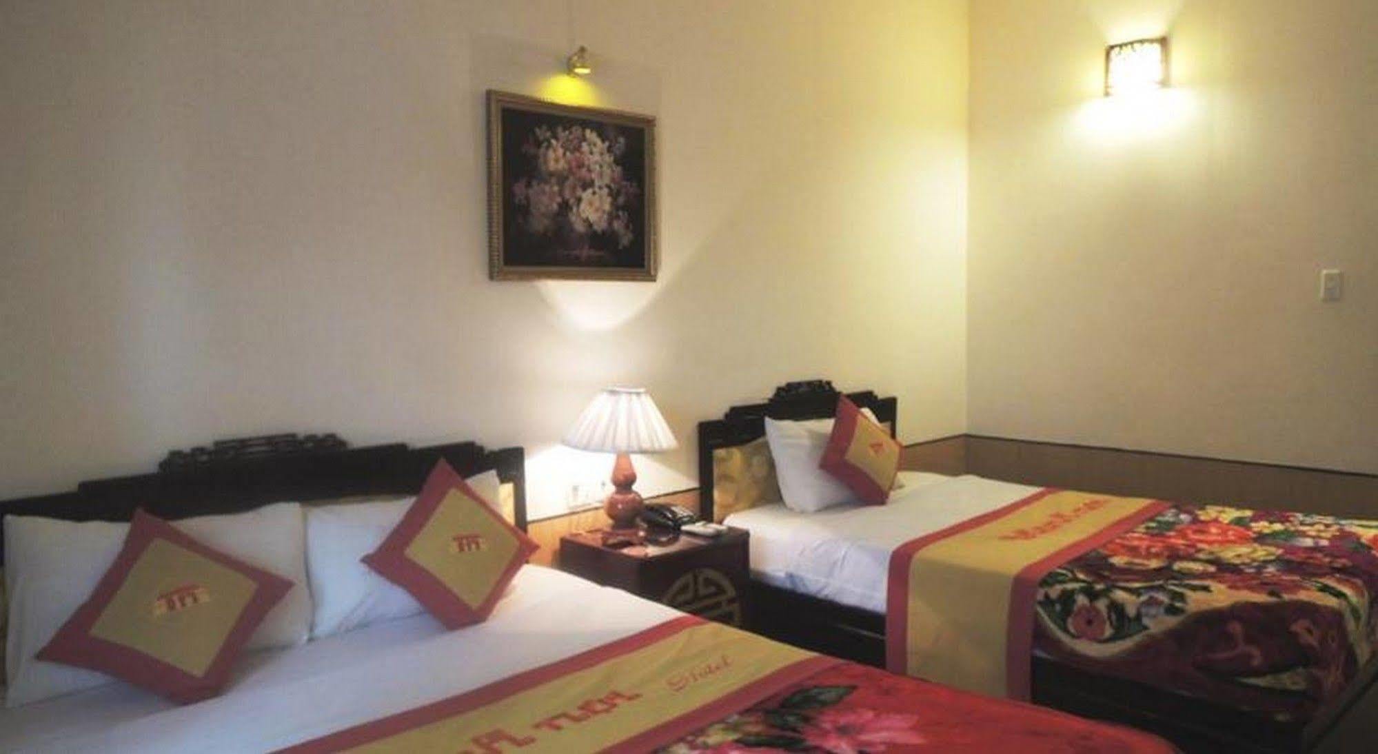 Thanh Noi Hotel Hue Exterior foto